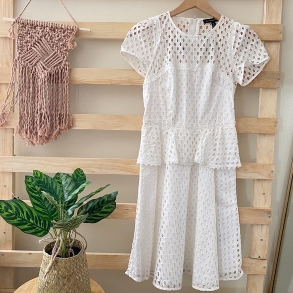Banana Republic white laced dress